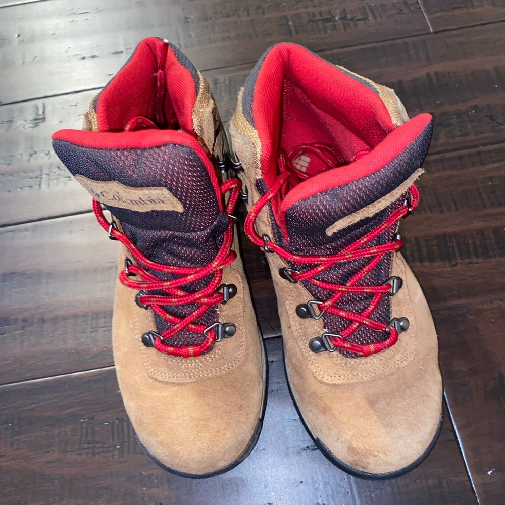 Columbia boots